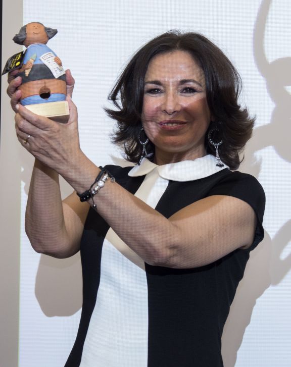Isabel Gemio en la entrega del premio